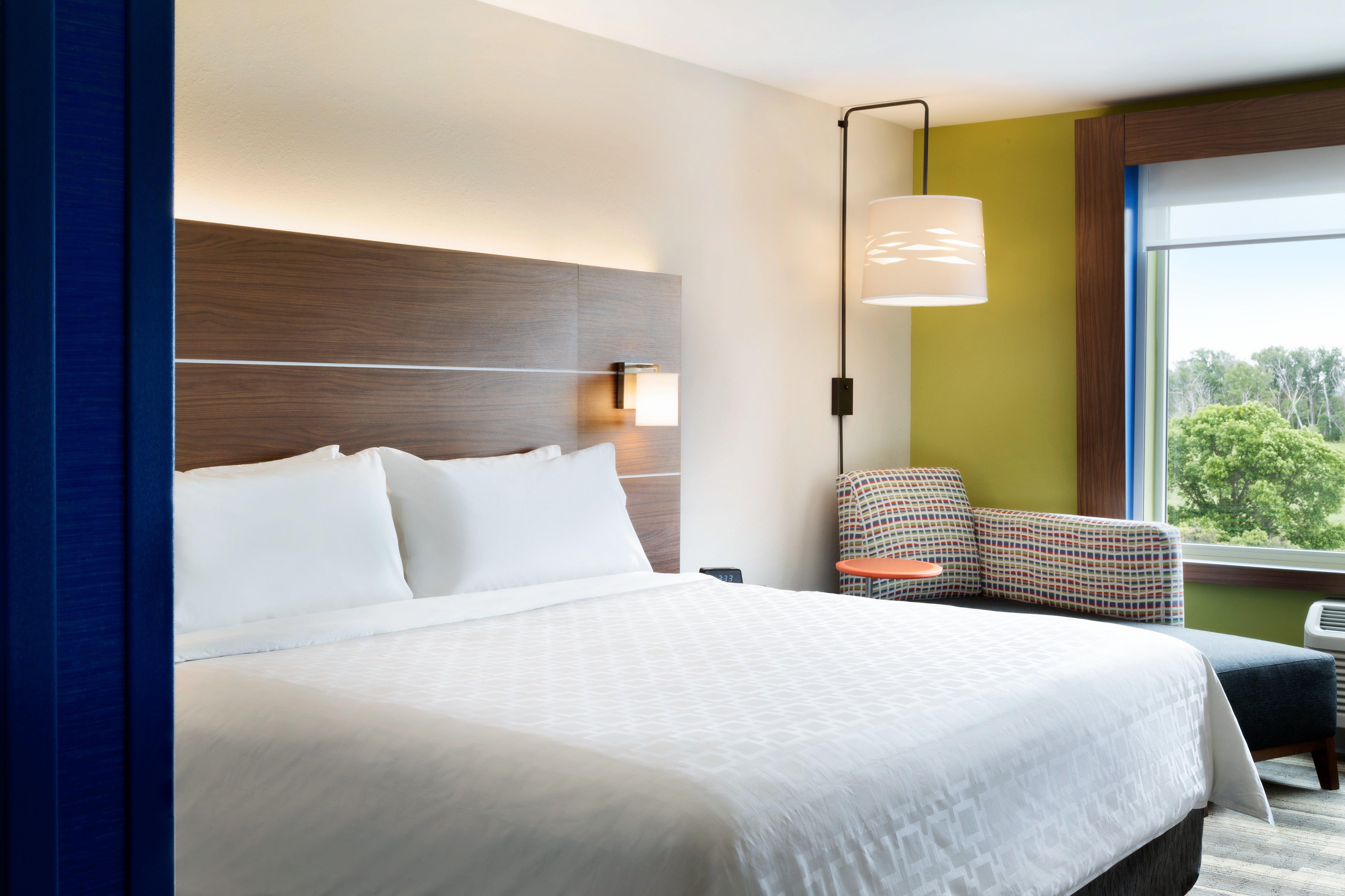 Holiday Inn Express & Suites - Kokomo South By Ihg Exterior photo